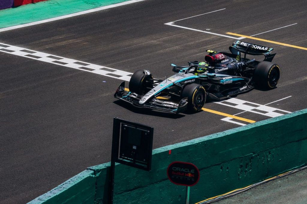 Herta Makes F1 Practice Debut with Cadillac in Barcelona