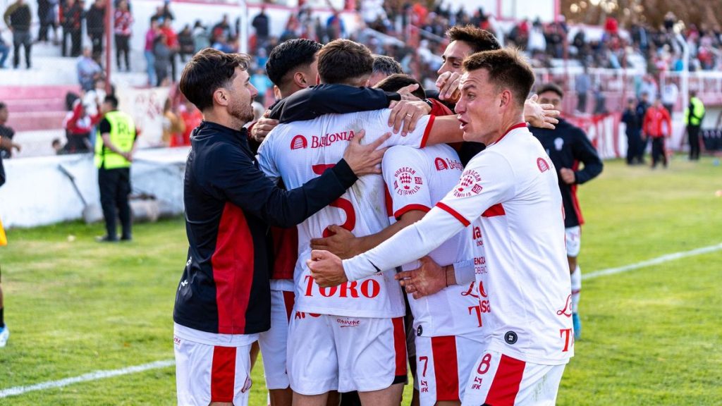 Tanaka's World Cup Progress Ignites Oxford Fans