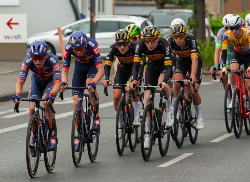 Pedersen Secures Stage Win as Pogačar Loses Lead