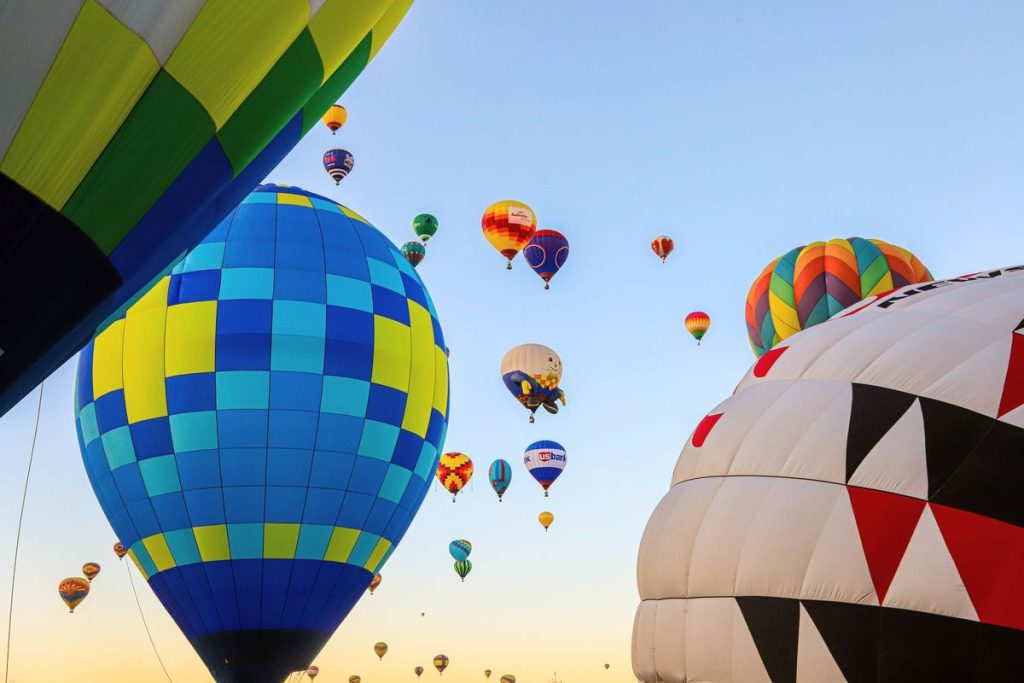Bristol Balloon Fiesta Underway with Fifth Ascent