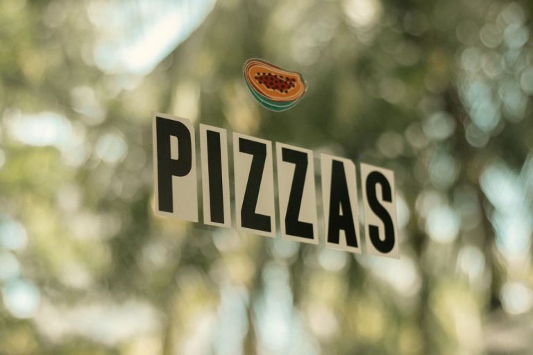 Pizza Hut Temporarily Rebrands as 'HUT' for NFL Season